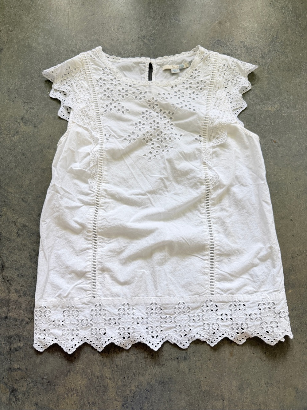Boden White Eyelet Embroidered Sleeveless Blouse Top Size 8 Boho Cottagecore